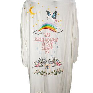 Embroidered "safety dance" kimono